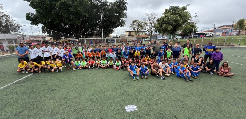 Sábado Esportivo reúne cerca de 200 pessoas na Praça da Juventude